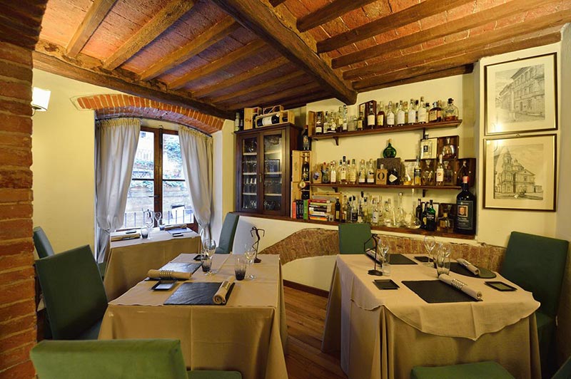 Le Logge del Vignola ristorante a Montepulciano