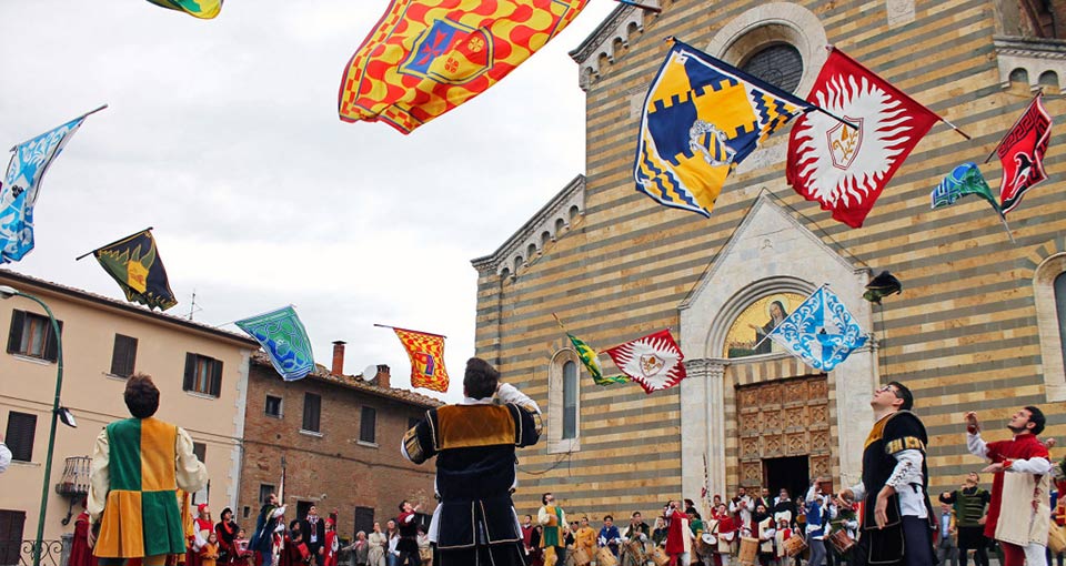 Festeggiamenti durante il Bravio delle Botti