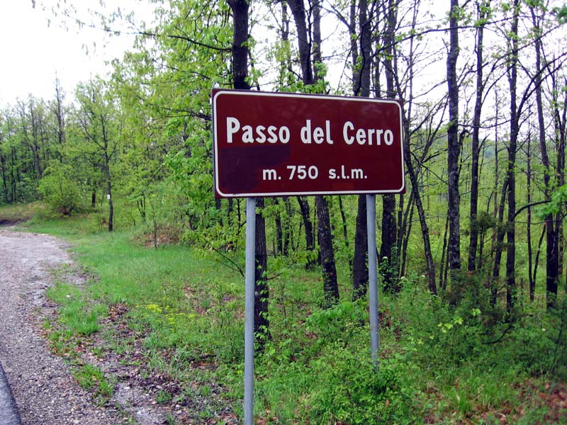 Cartello Passo del Cerro in Toscana