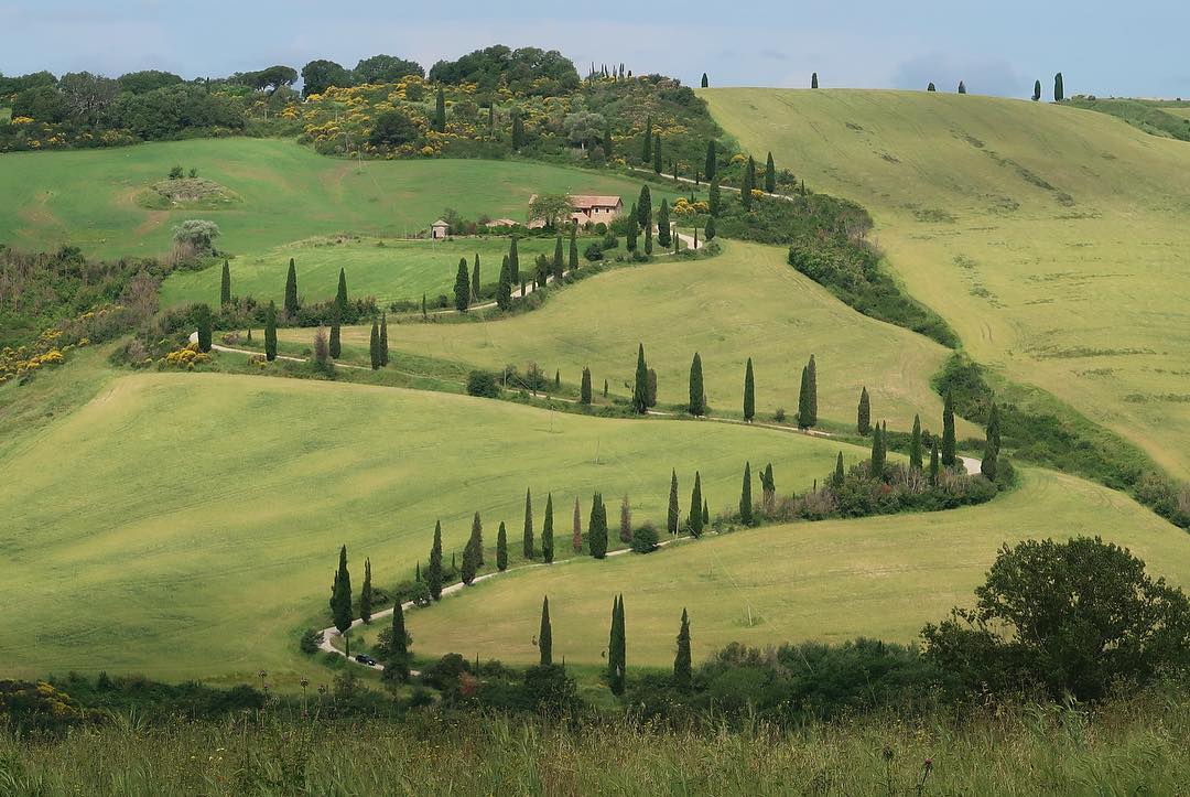 Sentiero per Riserva Lucciola Bella