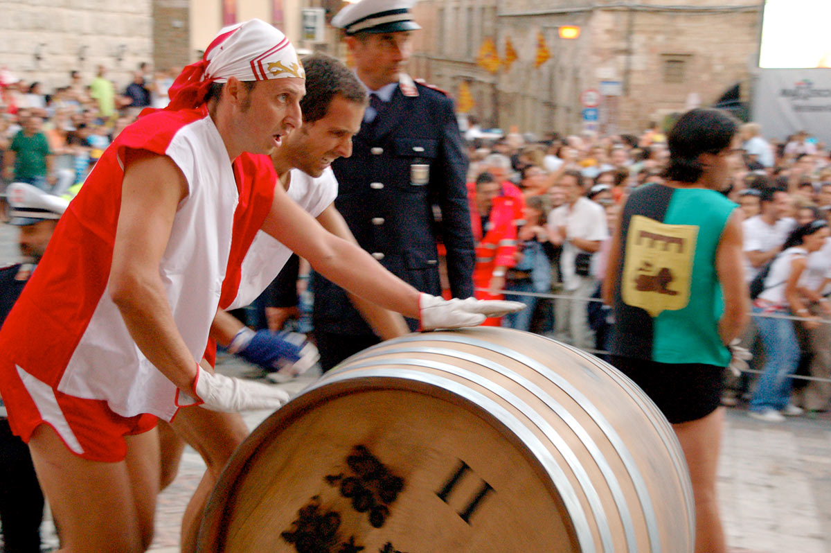 Contrada di San Donato during Bravìo