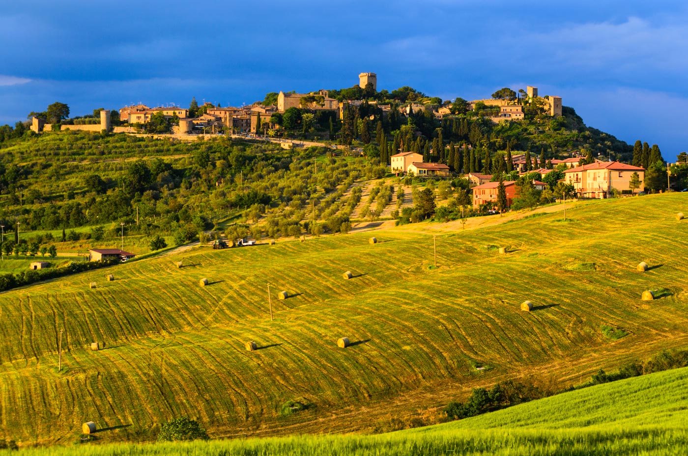 Monticchiello in Val d'Orcia